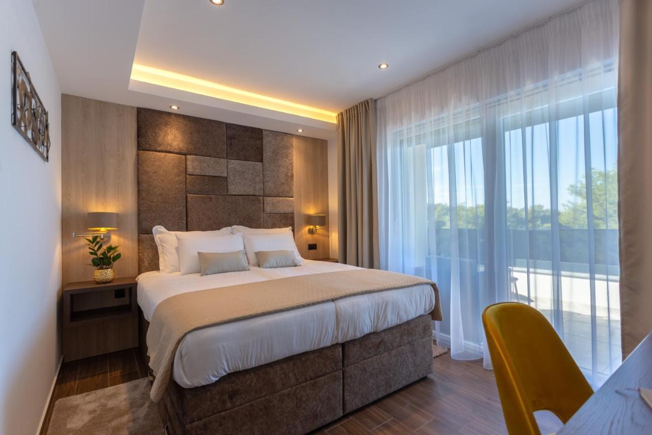 Villa Fortis B&B Trogir Exterior foto